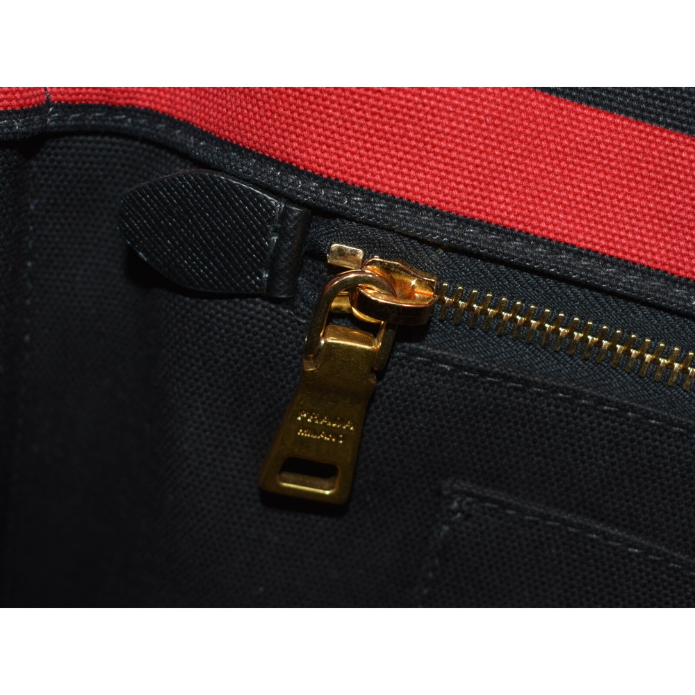 Prada Canapa Bag Black White Red shoulder strap card - Picture 6 of 7